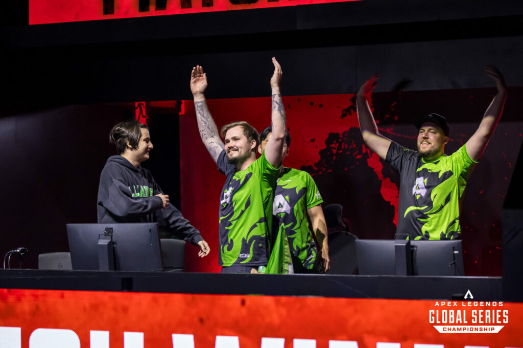 Alliance Hakis celebrates at LAN