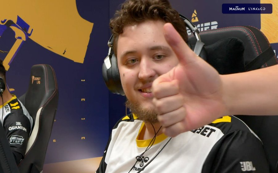 Vitality demolish NAVI at BLAST Premier World Finals