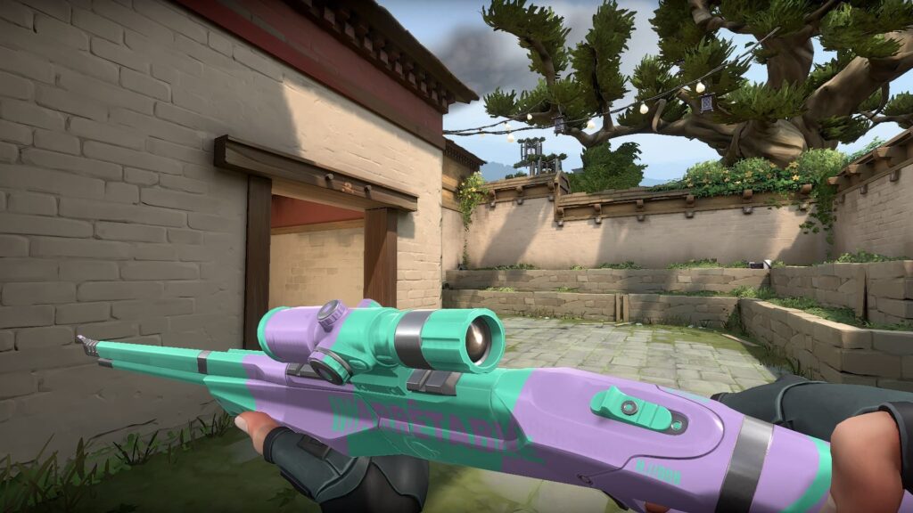 The teal/purple version of the Outlaw Ego skin.