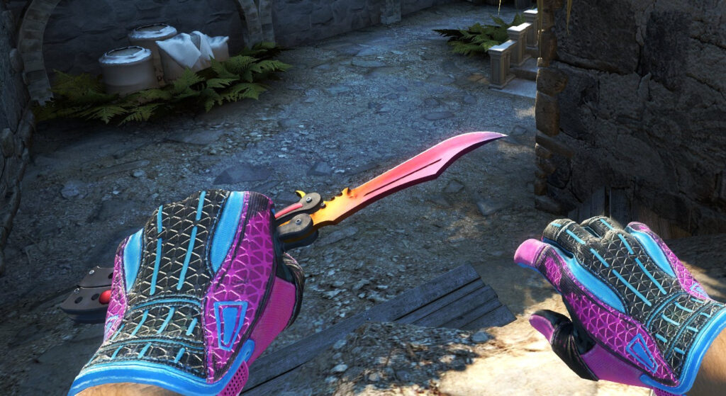 A Butterfly Fade paired with expensive Sport Gloves | Vice CS2