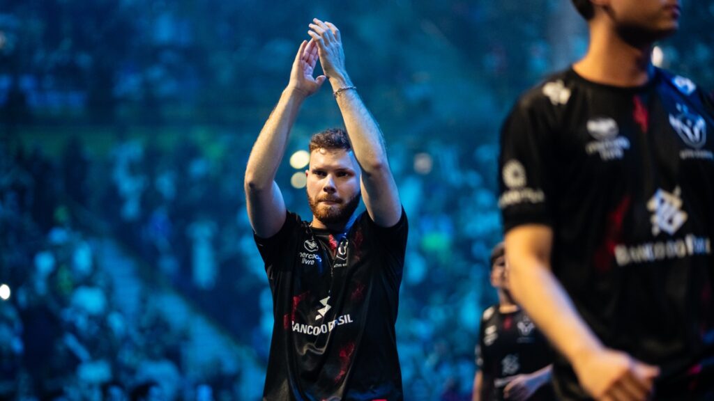 w7m joins FaZe in Six Invitational grand final