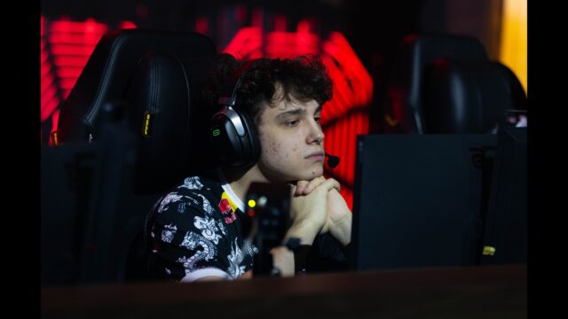 Larl talks nightmare matchups and the TI trophy lift at DreamLeague Season 22