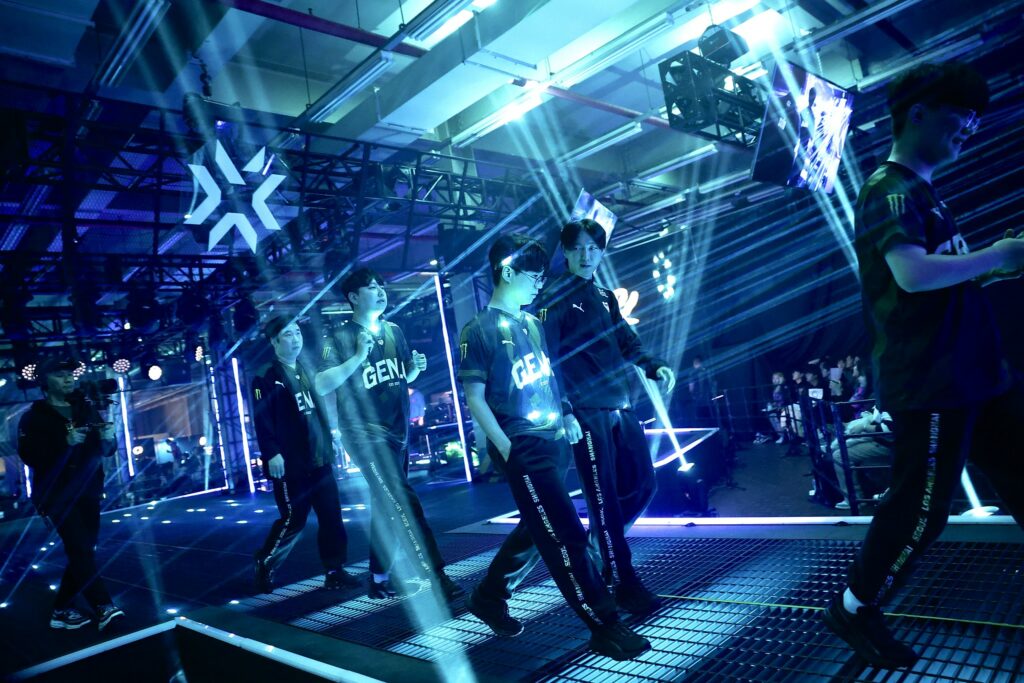 Gen.G, who plays LOUD in Madrid, walk on stage to play PRX in the VCT Pacific Kickoff Grand Final.