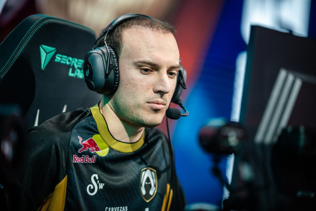 Team Heretics bench Perkz amidst LEC roster changes