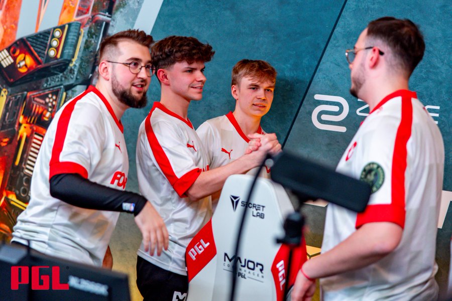 MOUZ and Spirit qualify for PGL Copenhagen Major Playoffs