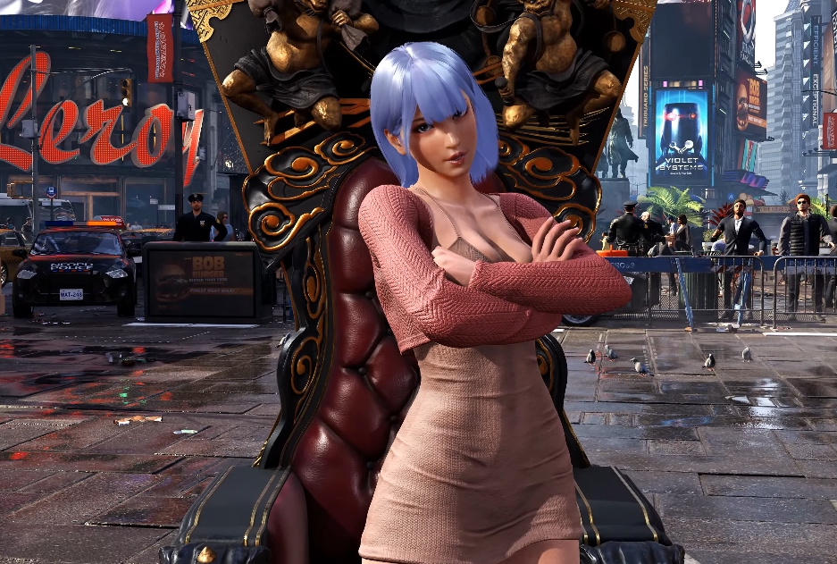 Reina wearing the mini one piece mod for Tekken 8