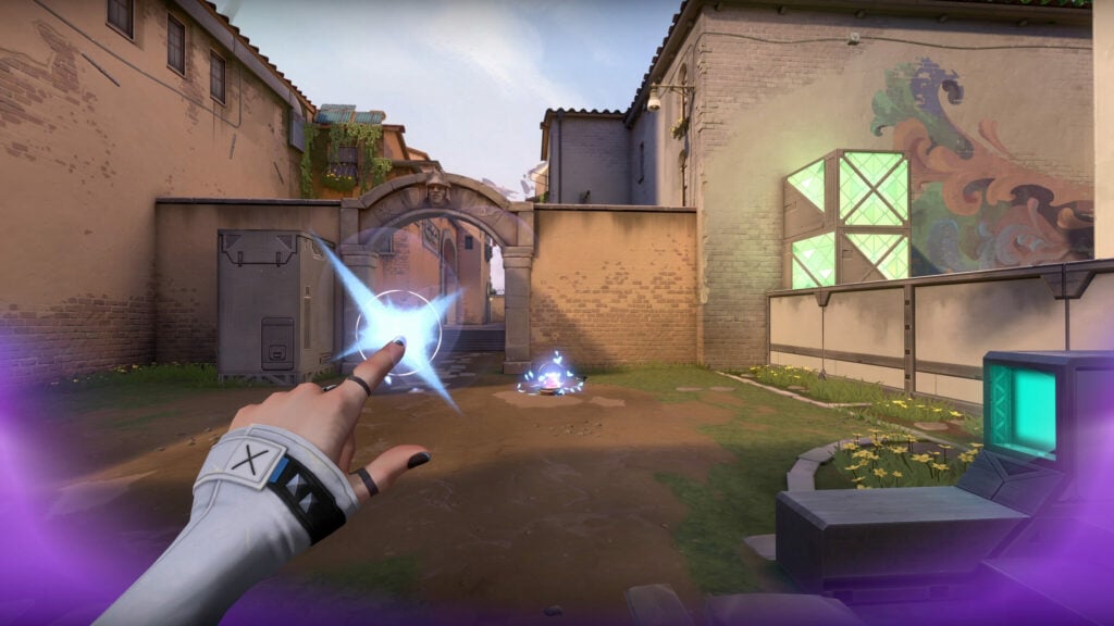 Clove, the new VALORANT Agent, uses their C ability in VALORANT, called Pick-Me-Up.