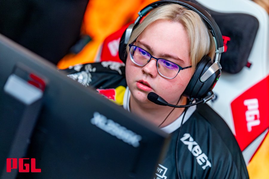 Team Spirit won their match to quaify for the PGL Copenhagen Major Playoffs.