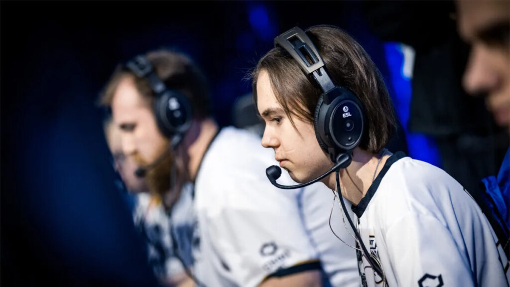 Donk and Chopper Spirit vs. Metizport