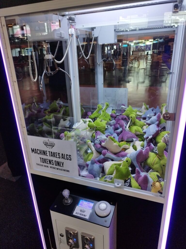 Apex Nessie claw machine