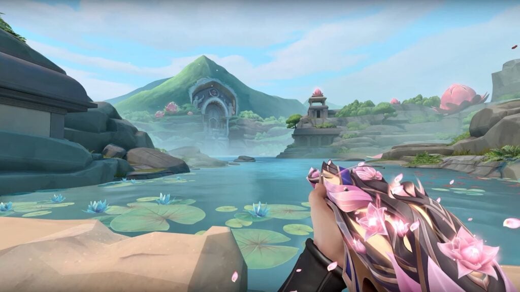 The VALORANT Mystbloom Phantom.