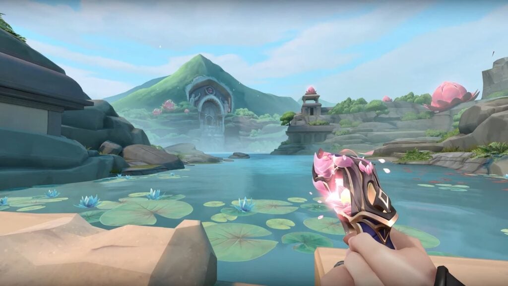 The VALORANT Mystbloom Sheriff.