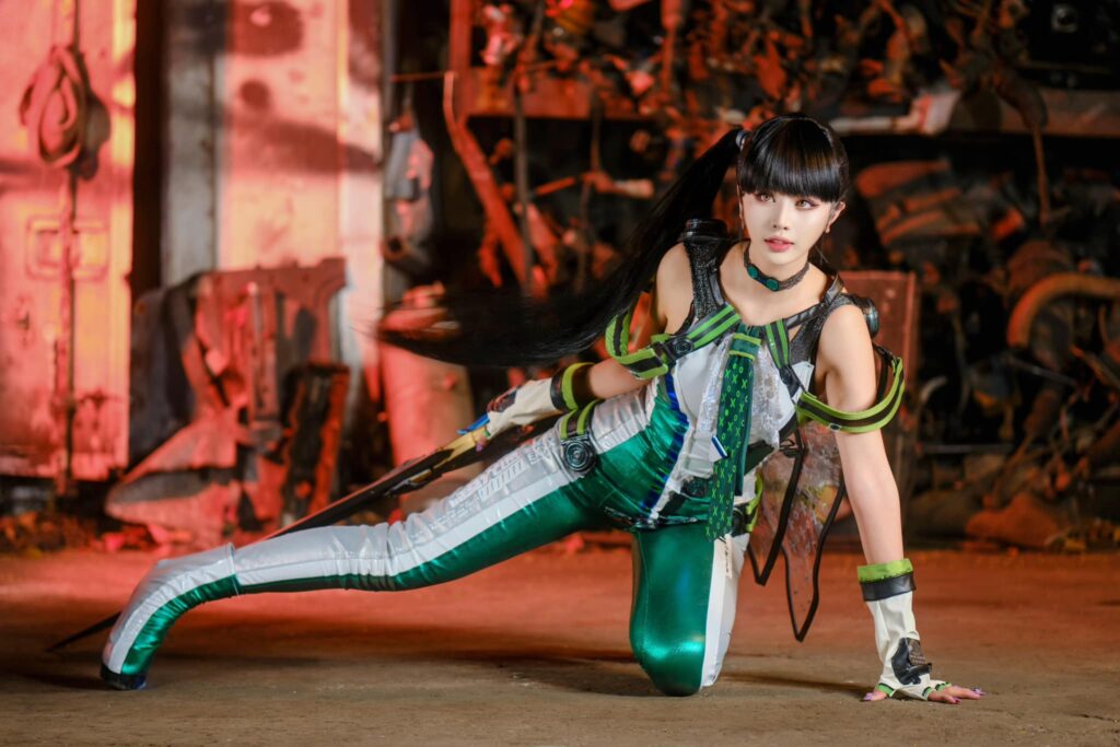 Charess cosplaying Stellar Blade's protagonist EVE