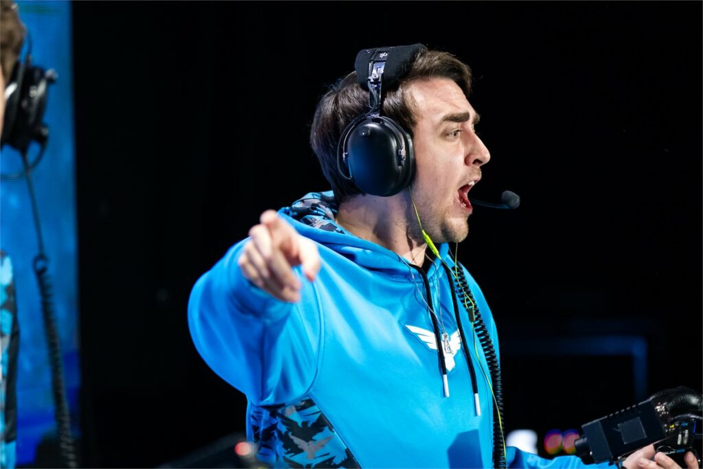 Clayster with Carolina Royal Ravens on Major III
