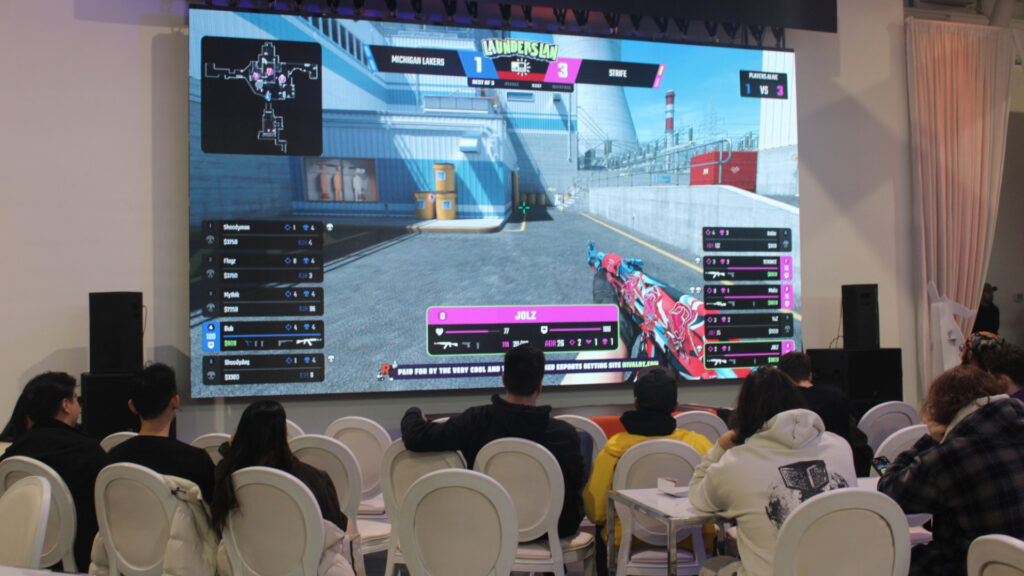 Launders LAN attendees