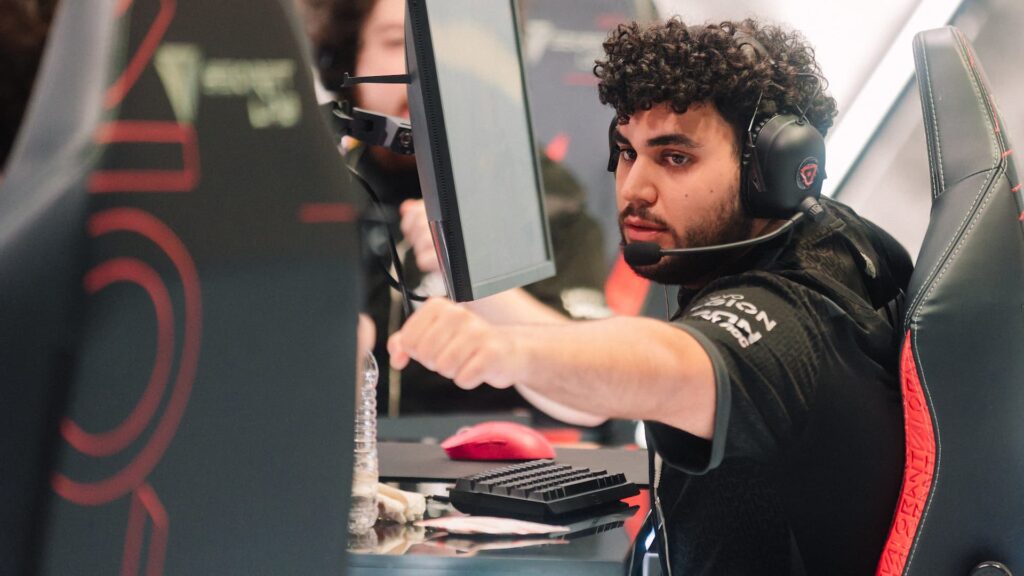 “I feel like my brain is literally expanding,” G2 valyn on learning through the ups and the downs