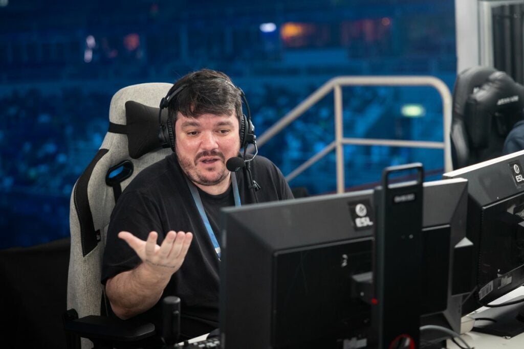 GauLes is one of the biggest streamers in the world. 