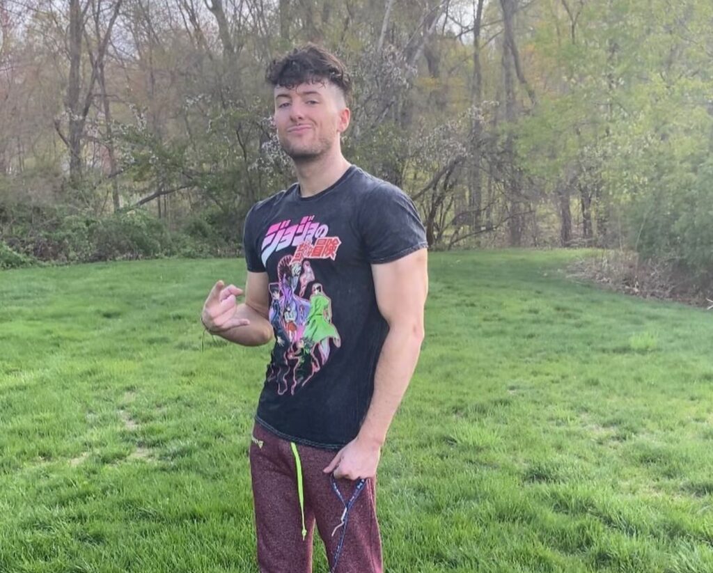 Heelmike Streamer Profile: All you need to know about the controversial streamer