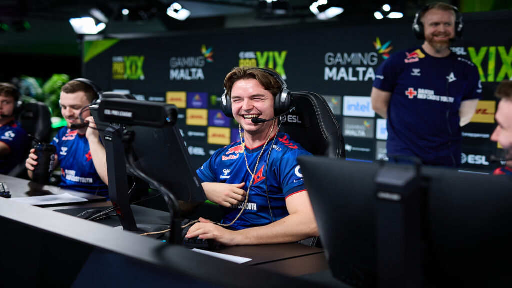 Astralis's CS2 star dev1ce smiles to the camera during a ESL Pro League season 19 match in 2024.