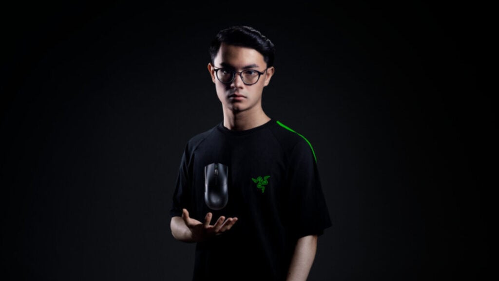 VALORANT player zekken with the Razer Viper V3 Pro