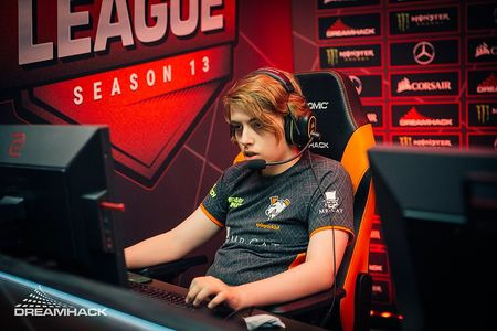 Nightfall reaches 14k mmr