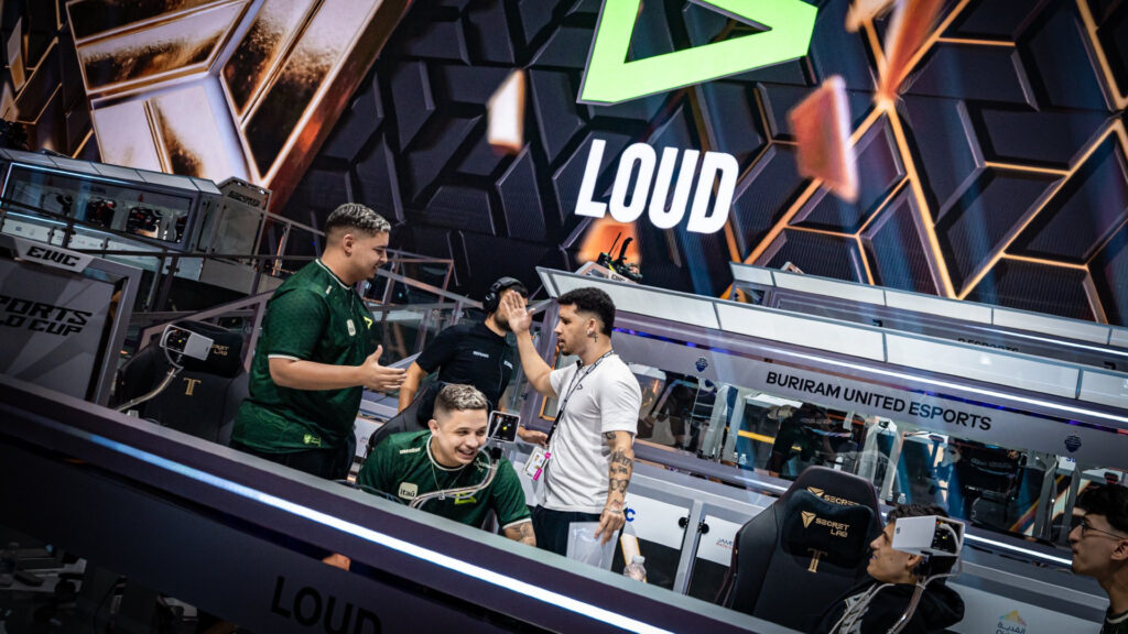 Team Solid & LOUD penalized for teaming at Free Fire EWC 2024