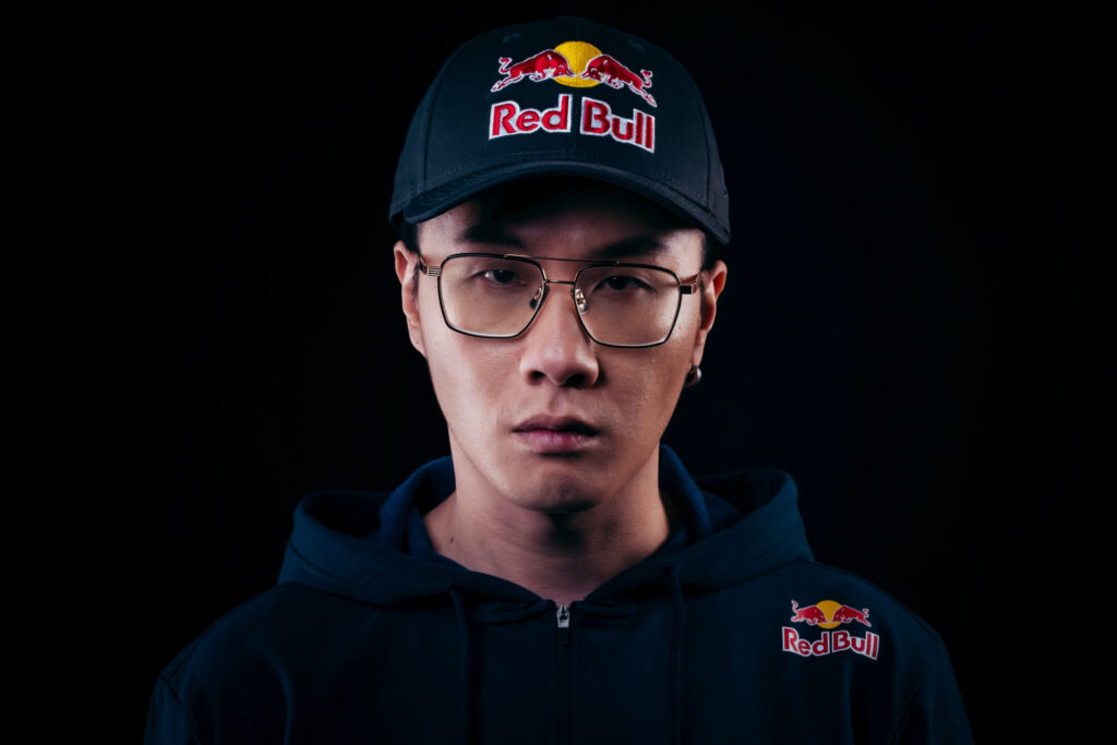 Oil King talks Evo, Taiwan’s FGC, and more: “Evo is like a big arcade for me. There are so many different countries here.”
