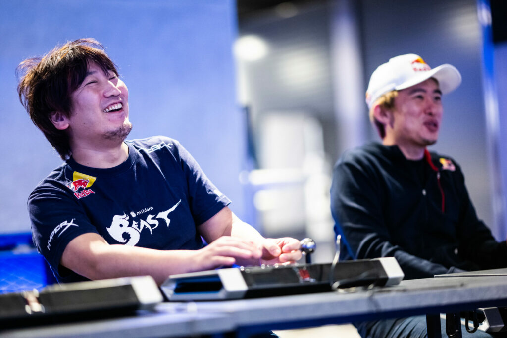 Daigo and Masato "Bonchan" Takahashi playing Street Fighter 6