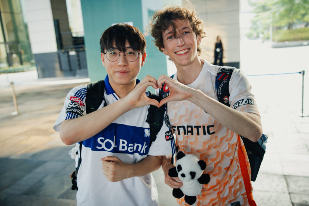 Yu "BuZz" Byung-chul of DRX (L) and Jake Boaster Howlett of Fnatic arrive to compete at VALORANT Champions Seoul Group Stage at the COEX Shinhan Card Artium on August 06, 2024 in Seoul, Korea. 
