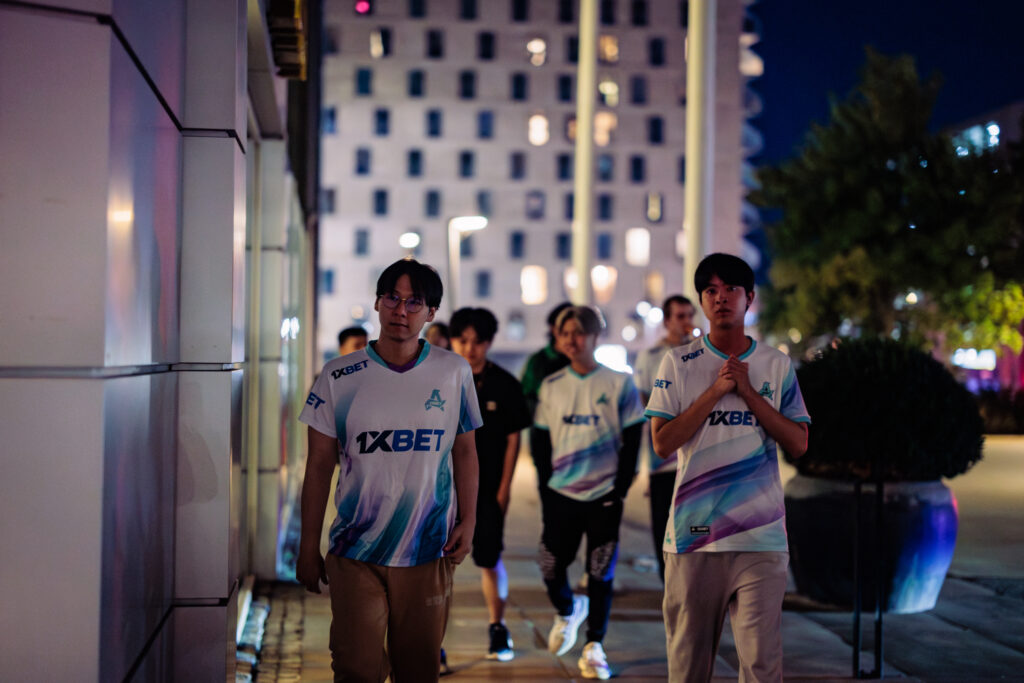 All teams qualified for TI13 Playoffs