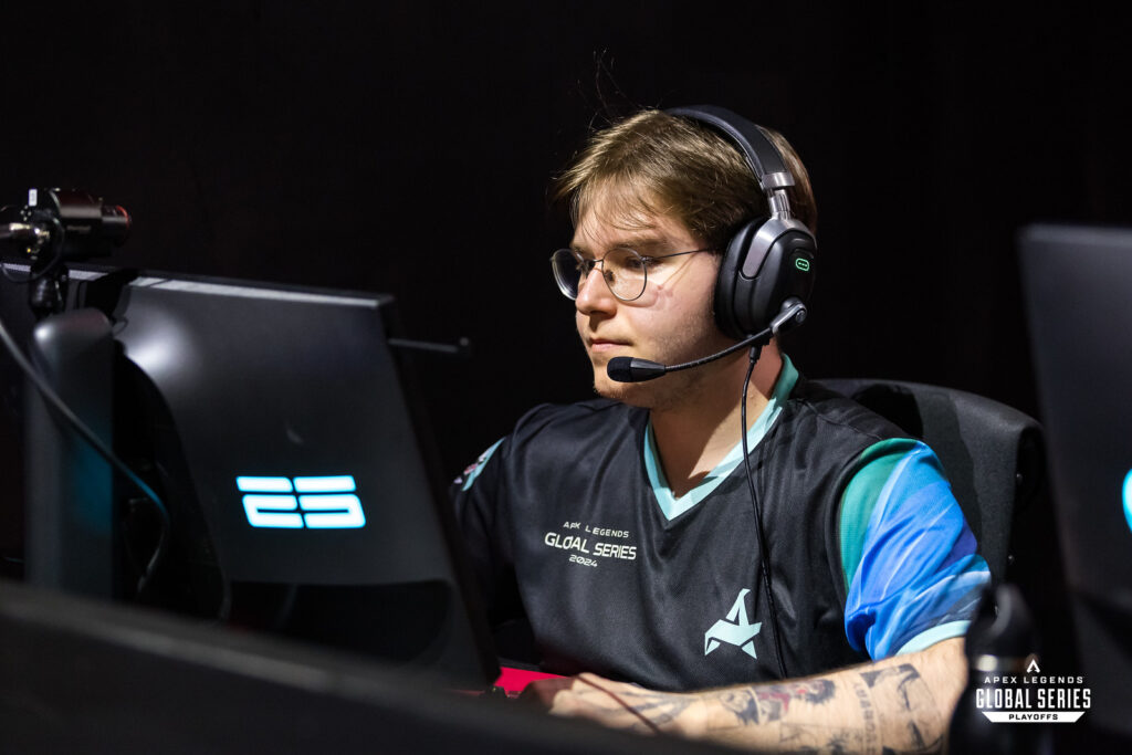 Hardecki retires from Apex, moving to Deadlock