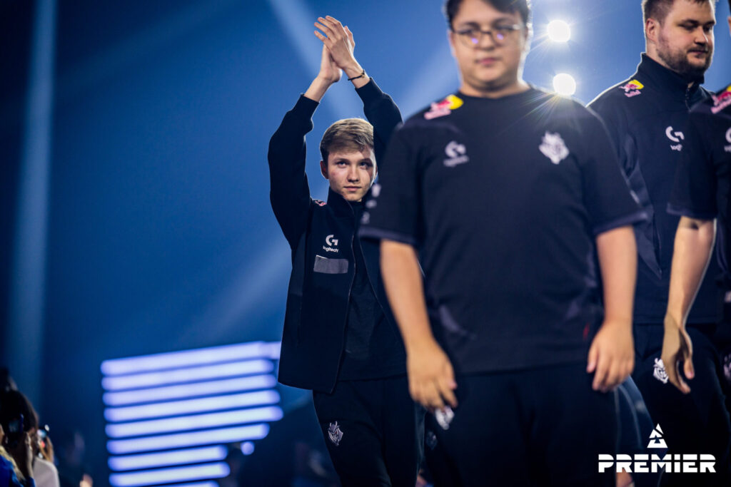 Photo taken of G2's CS2 player m0NESY thanking the crowd at the BLAST Premier Fall Final 2024.