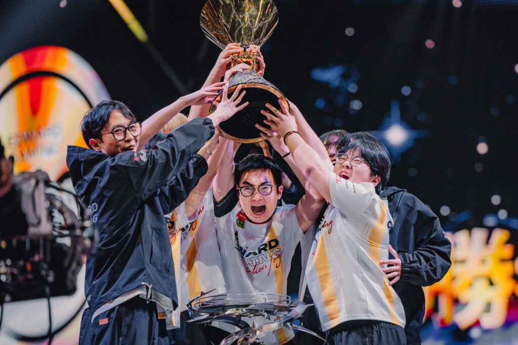 EDward Gaming lift the trophy on stage after victory against Team Heretics at VALORANT Champions Seoul Grand Finals at the INSPIRE Arena on August 25, 2024 in Seoul, Korea. (Photo by Colin Young-Wolff/Riot Games)