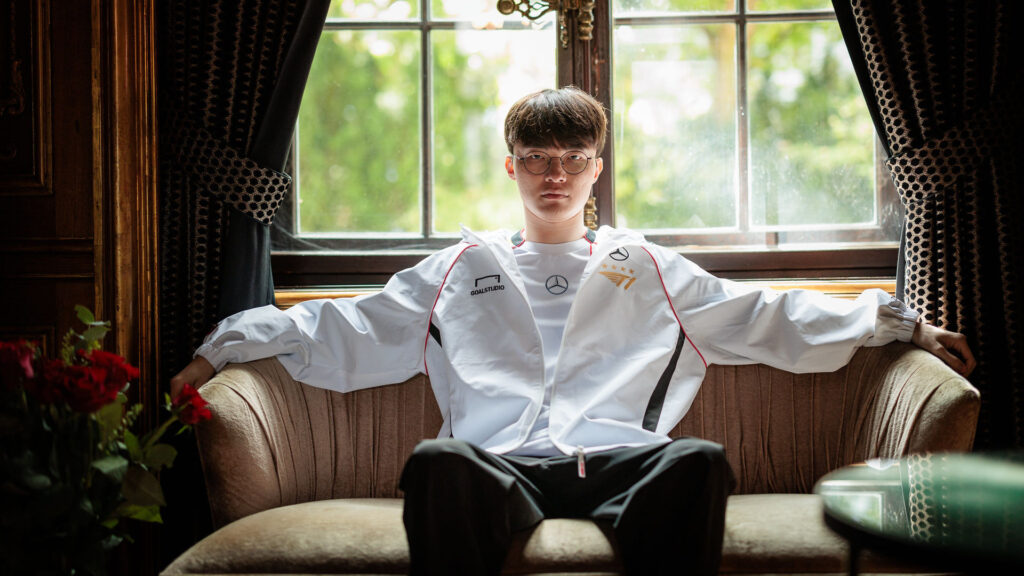 T1 Faker’s Worlds jersey is so good it sold out way faster than a League of Legends match