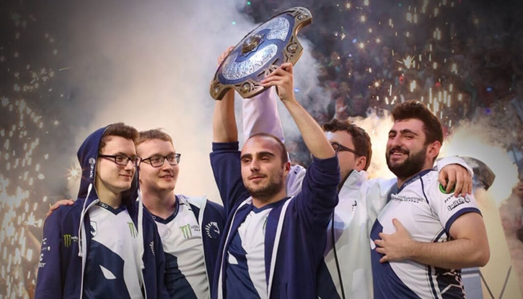 Liquid lift the Aegis after a comeback win at TI 2017.