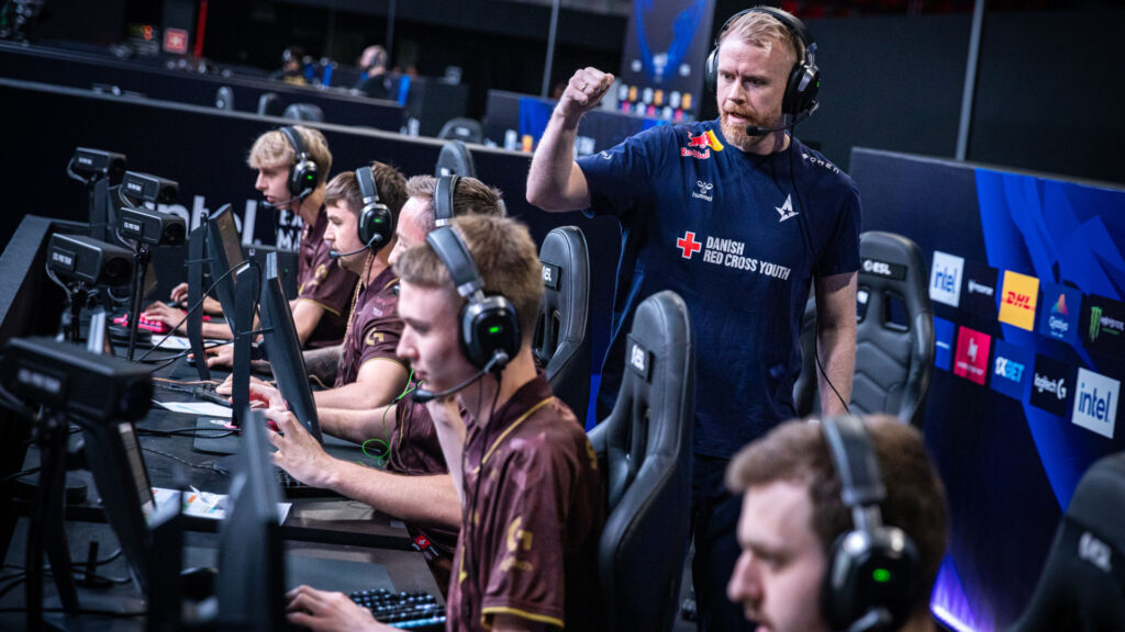 Sashi put Astralis on the brink of elimination at Europe RMR B