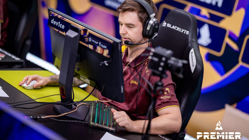 Device withdraws from Shanghai Major due to health issues