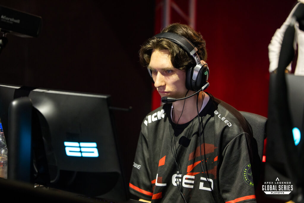 Envy's ALGS player Knoqd