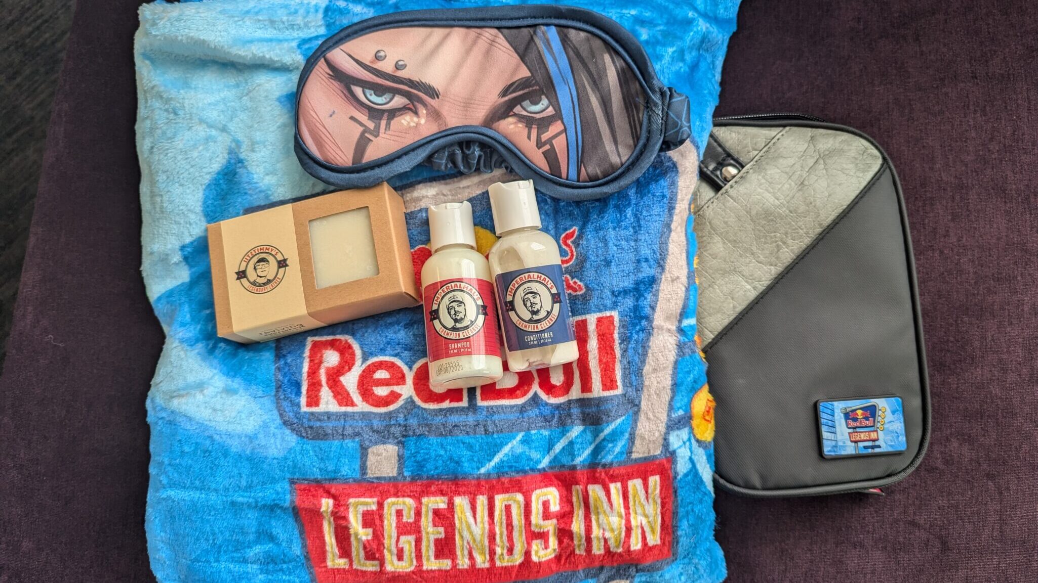 Red Bull Legends Inn loot