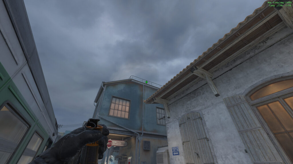 The smoke lineup for Ivy on Train.