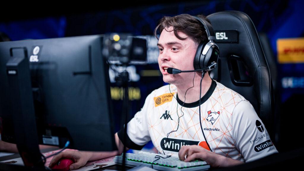 Electronic will attend the Perfect World Shanghai Major Europe RMR B with Virtus.pro. In this photo, he's communicating with his teammates during a IEM Rio 2024 match.