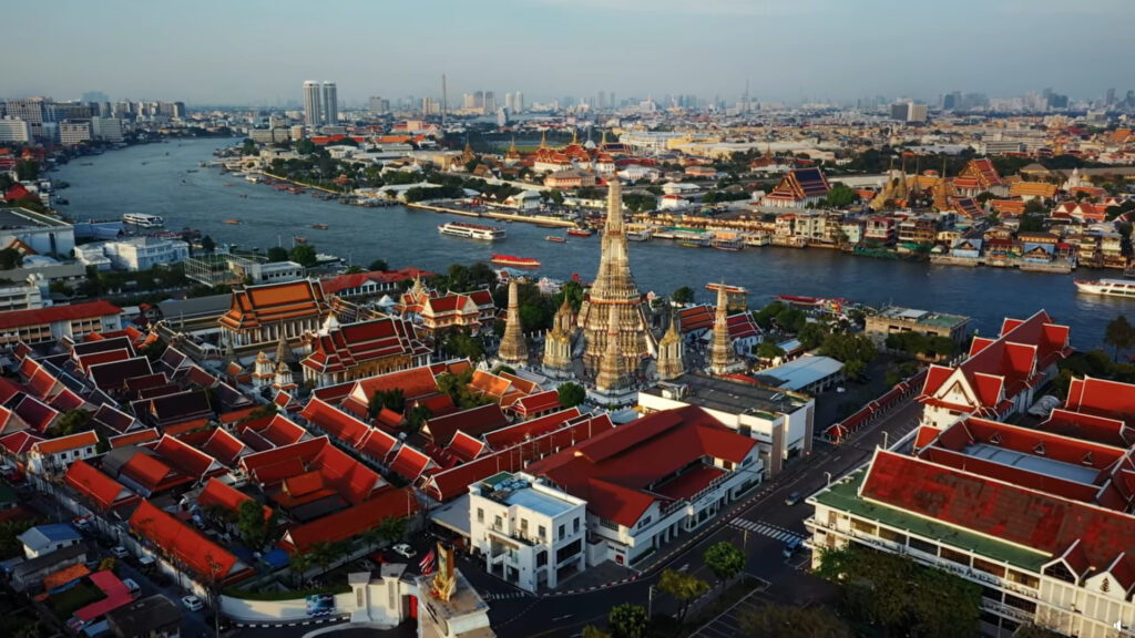 An overhead shot of Bangkok, Thailand; the host of ESL One Bangkok Dota 2.