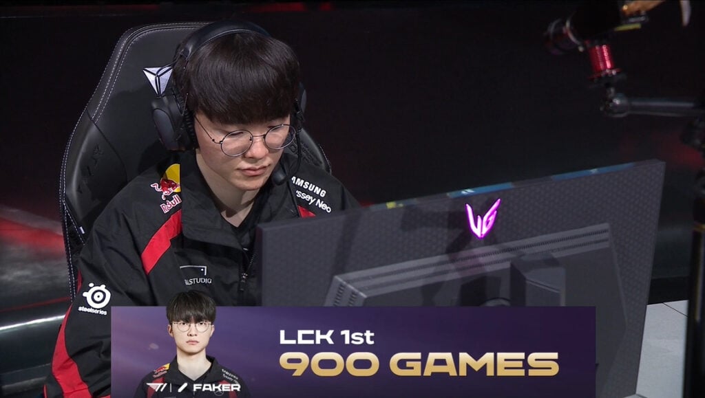 Faker played his 900th LCK match on February 2024.
