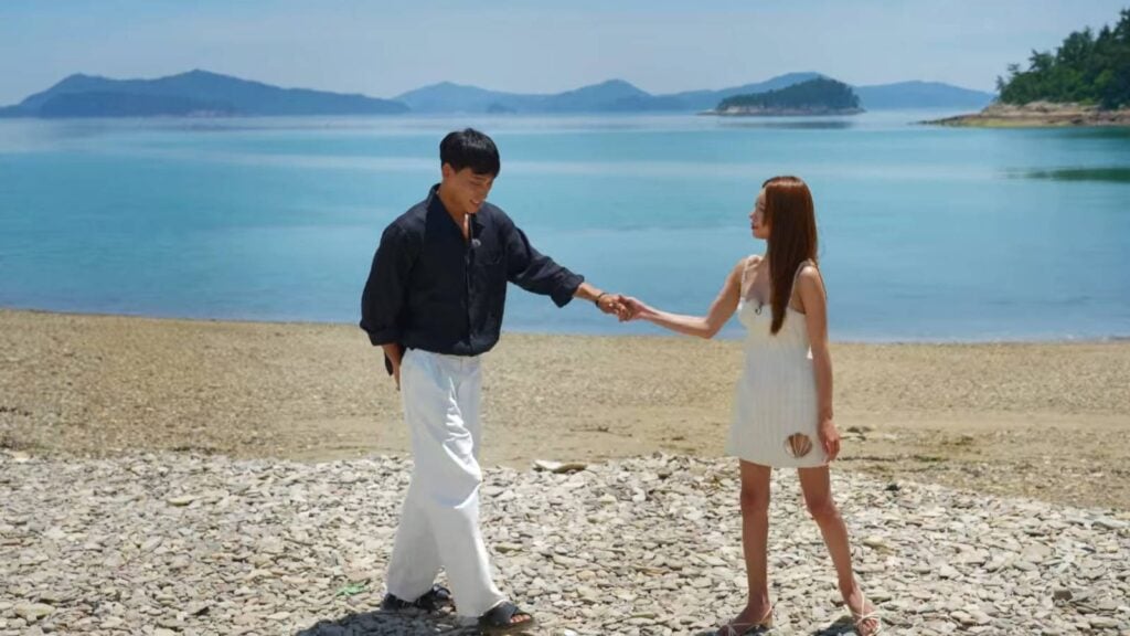 The image shows one of the final moments for Park Min-kyu and Kim Gyu-ri on the reality show Single’s Inferno, Season 3. They chose each other to form a romantic couple.