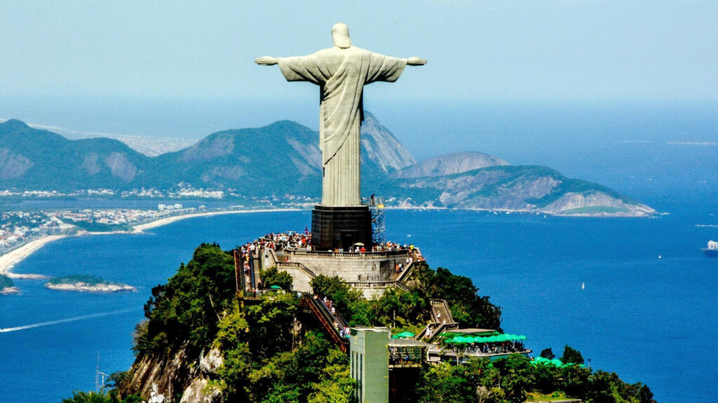 Image of Cristo Rei, a famous monument in Brazil