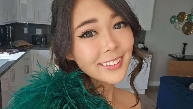 Was she in the wrong? ExtraEmily comments on college tuition drama