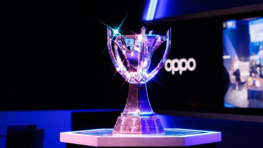 LoL Worlds trophy 