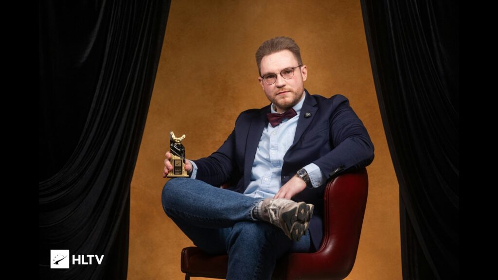 OhnePixel wins the Streamer of the Year Award