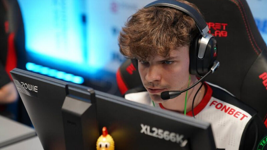 Siuhy benched by MOUZ, CS2 fans left in disbelief