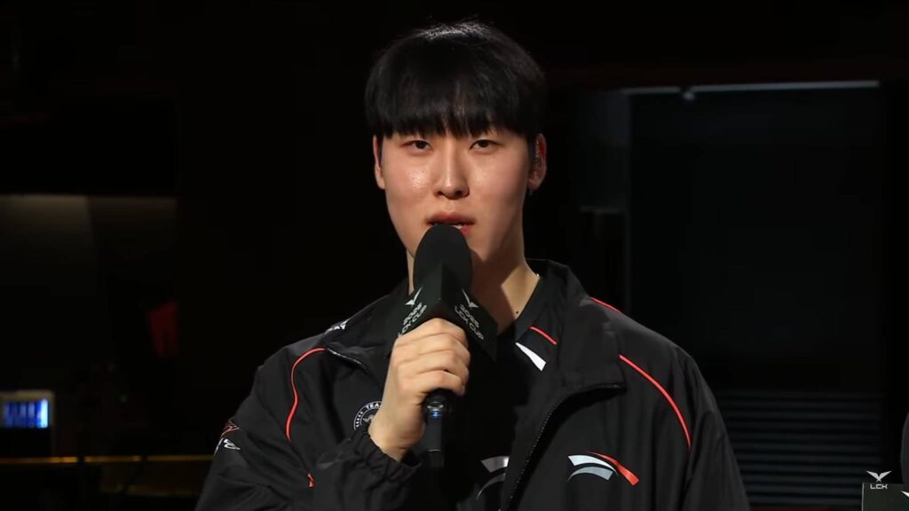The LoL pro player Zeka from Hanwha Life Esports is giving an interview on the stream after the match vs DRX in the LCK Cup 2025 Play-in.
